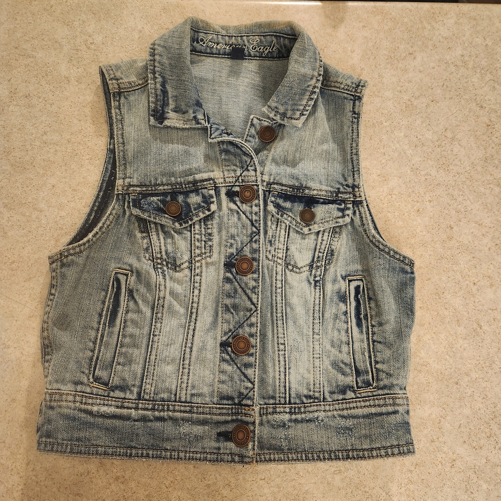 Y2K American Eagle Jeans / Denim Button Down Vest Size Sm. Good Used Conditions